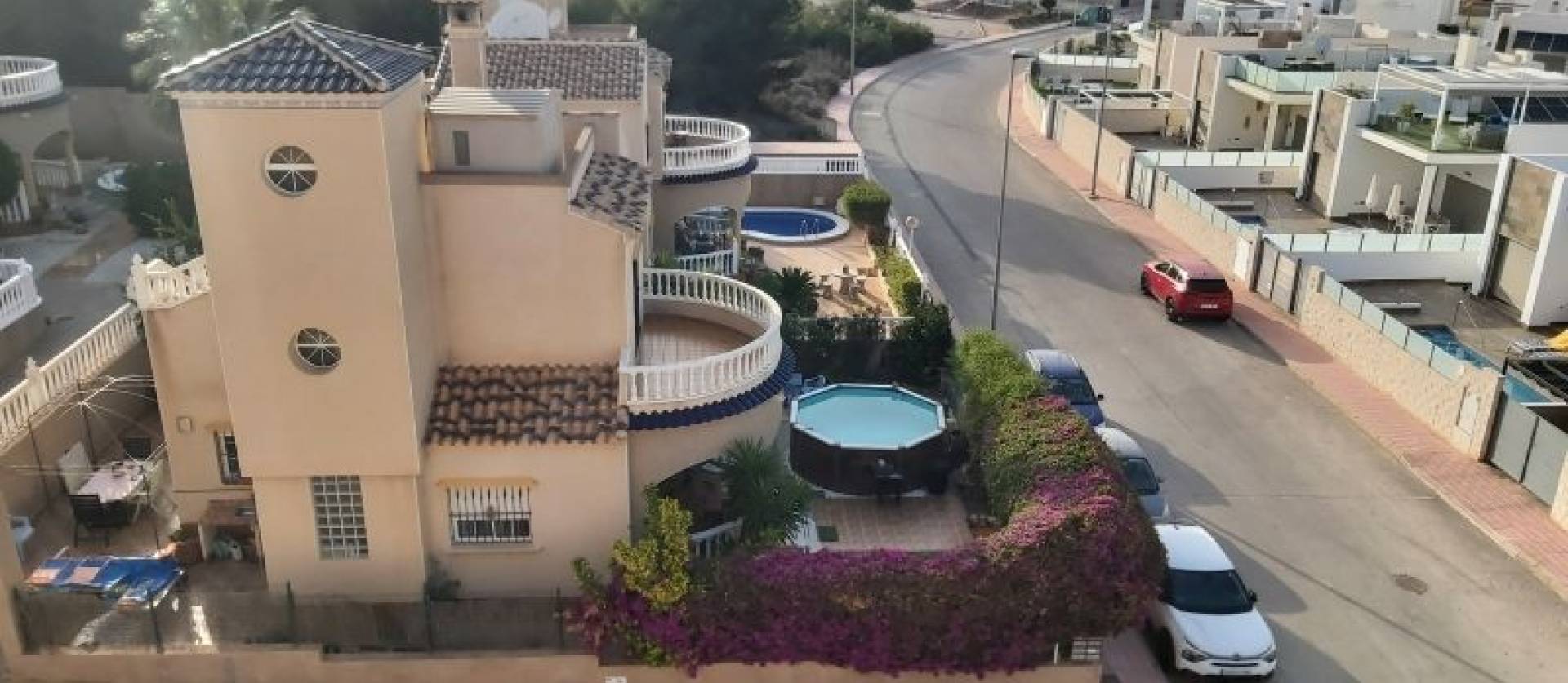 Bestaande woningen - Villa - Orihuela Costa