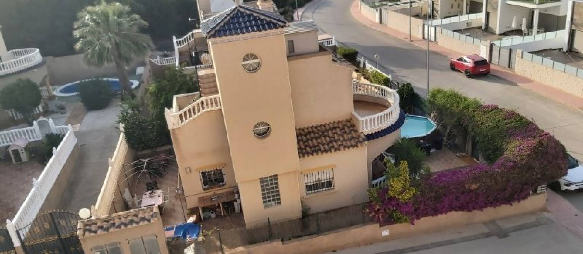 Bestaande woningen - Villa - Orihuela Costa