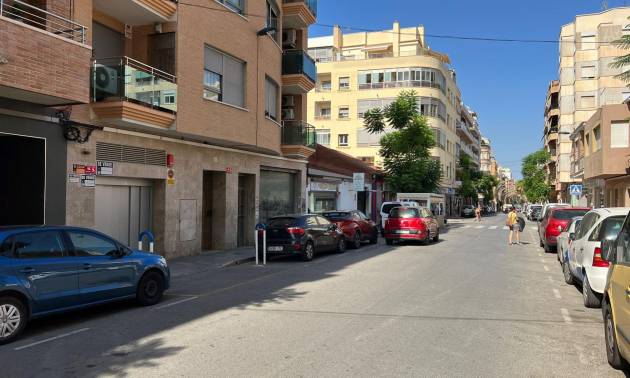 Sale - Commercial - Torrevieja - Center