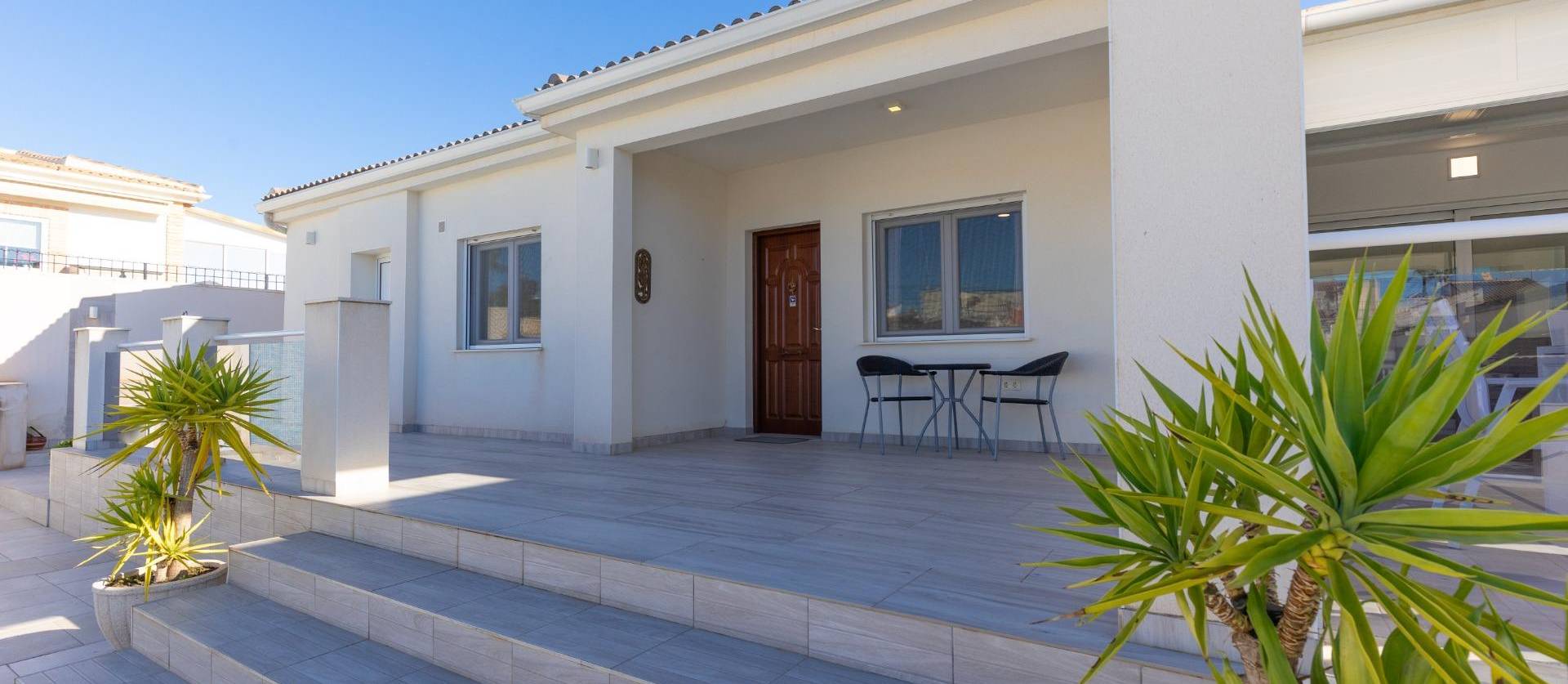 Sale - Villa - Torrevieja - El chaparral