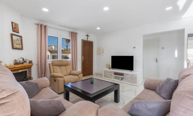 Sale - Villa - Torrevieja - El chaparral