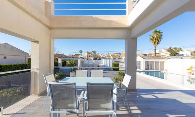 Sale - Villa - Torrevieja - El chaparral