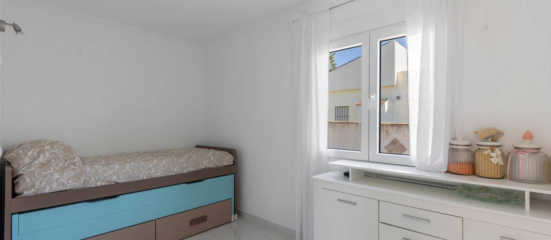 Sale - Villa - Torrevieja - El chaparral