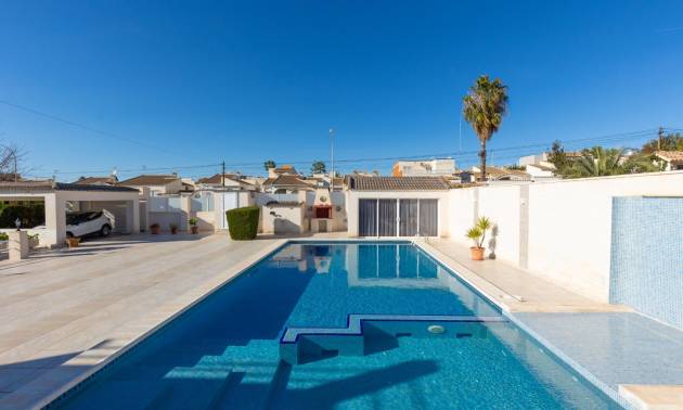 Sale - Villa - Torrevieja - El chaparral