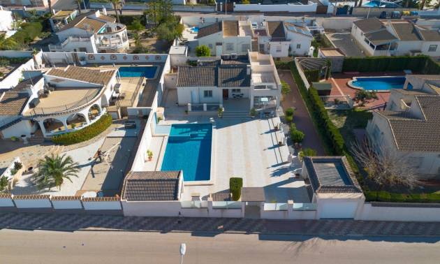 Sale - Villa - Torrevieja - El chaparral