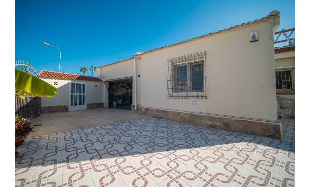 Sale - Villa - Ciudad Quesada