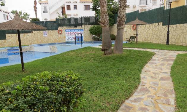 Sale - Apartment - Orihuela Costa - Villamartín