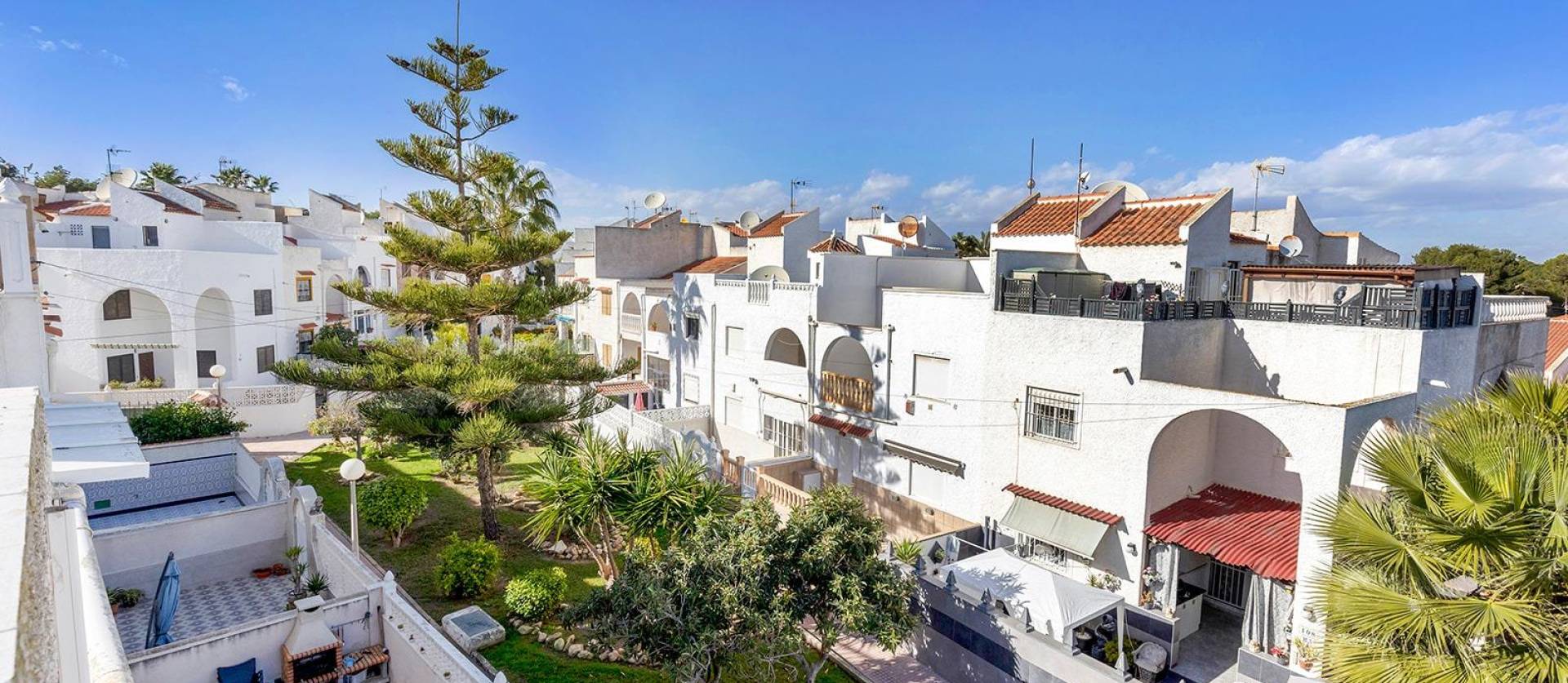 Sale - Townhouse - Torrevieja