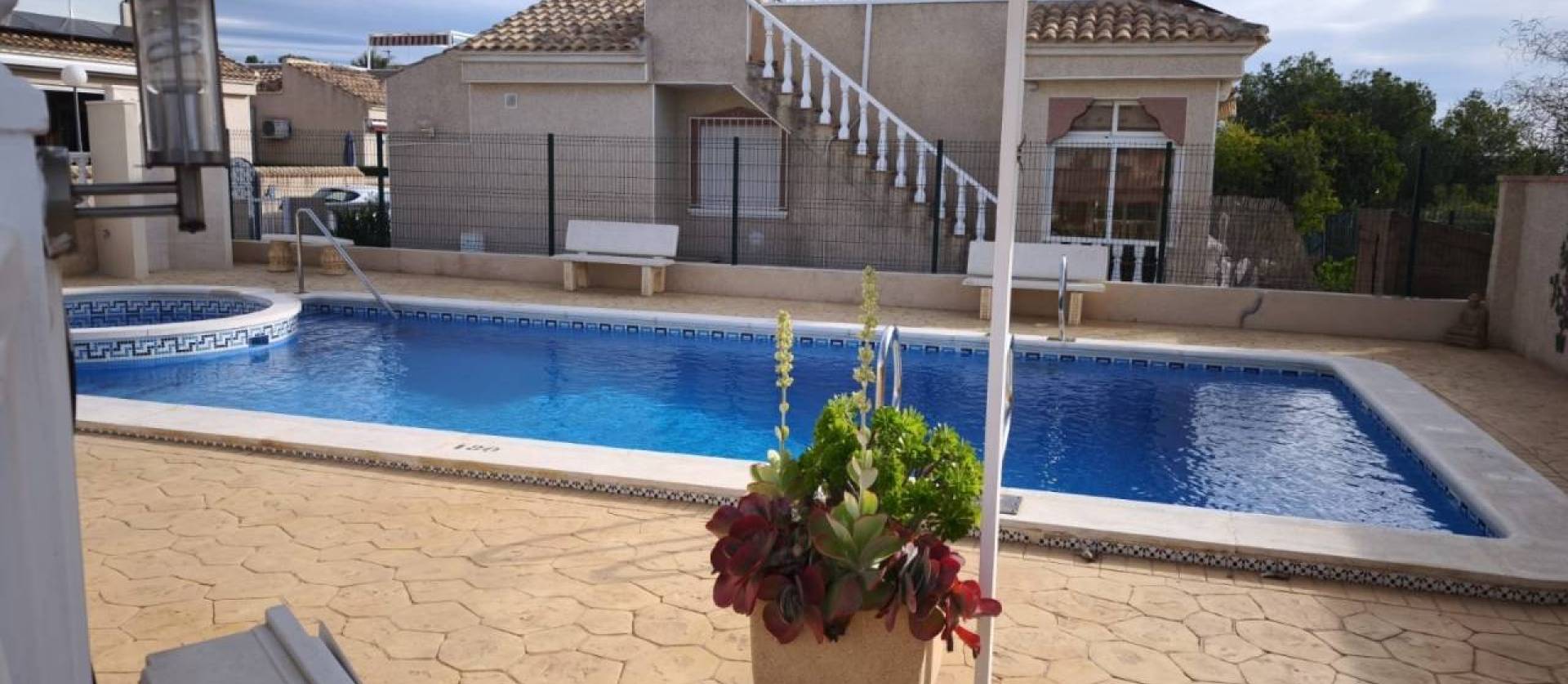 Sale - Villa - Algorfa - Montemar