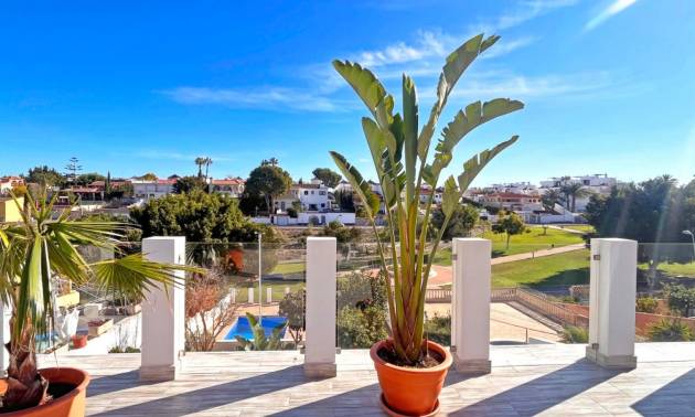 Sale - Villa - Torrevieja - Los Balcones