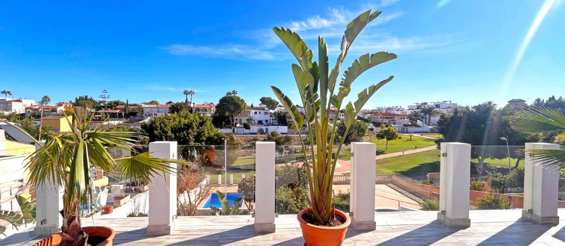 Sale - Villa - Torrevieja - Los Balcones