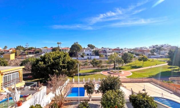 Sale - Villa - Torrevieja - Los Balcones