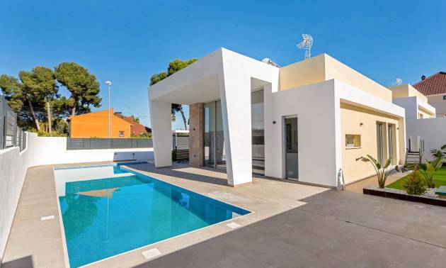 Nouvelle construction - Villa - Torrevieja - Los Balcones - Los Altos del Edén