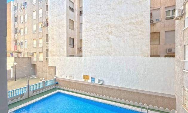 Revente - Apartment - Torrevieja - El Acequión