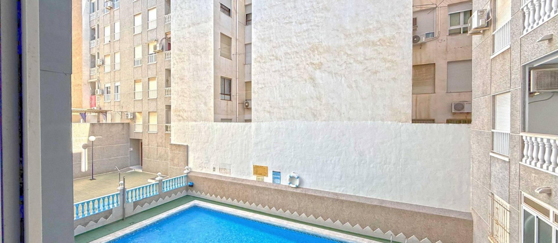 Revente - Apartment - Torrevieja - El Acequión