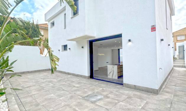 Sale - Villa - Torrevieja - Los Balcones