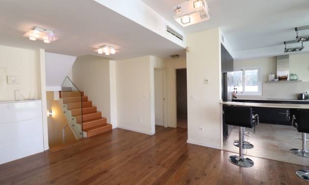 Bestaande woningen - Villa - La Marina