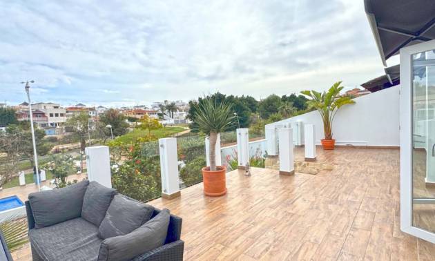 Sale - Villa - Torrevieja - Los Balcones