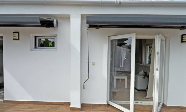 Sale - Villa - Torrevieja - Los Balcones