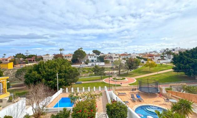 Venta - Villa - Torrevieja - Los Balcones