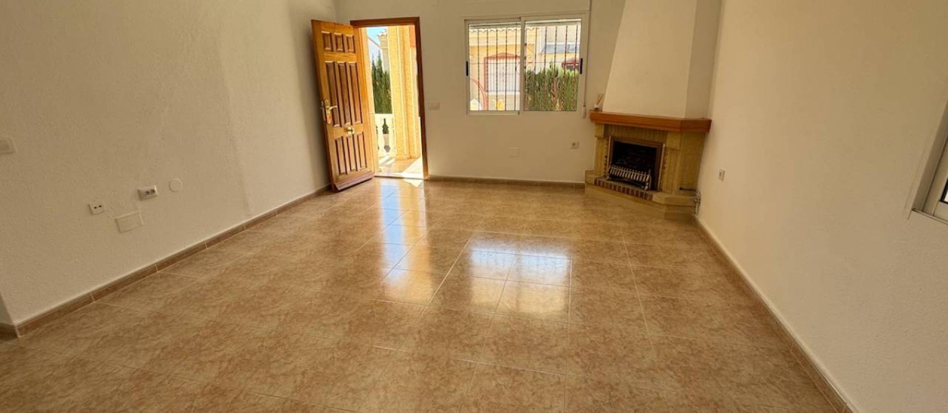 Sale - Villa - Algorfa - Montemar