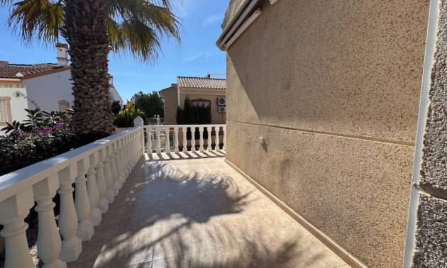 Sale - Villa - Algorfa - Montemar