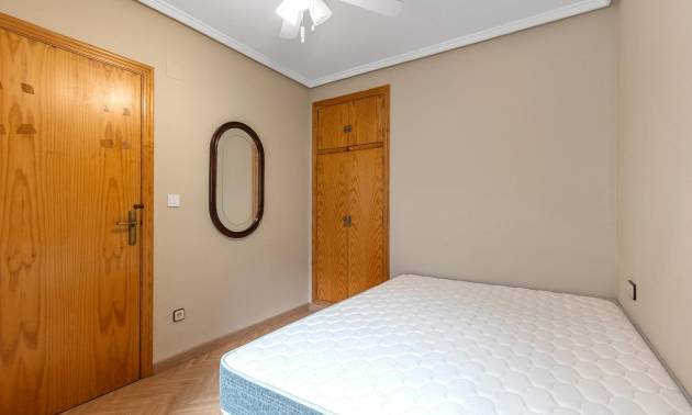 Revente - Apartment - Torrevieja - La Mata