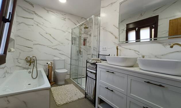 Bestaande woningen - Villa - Pinar de Campoverde