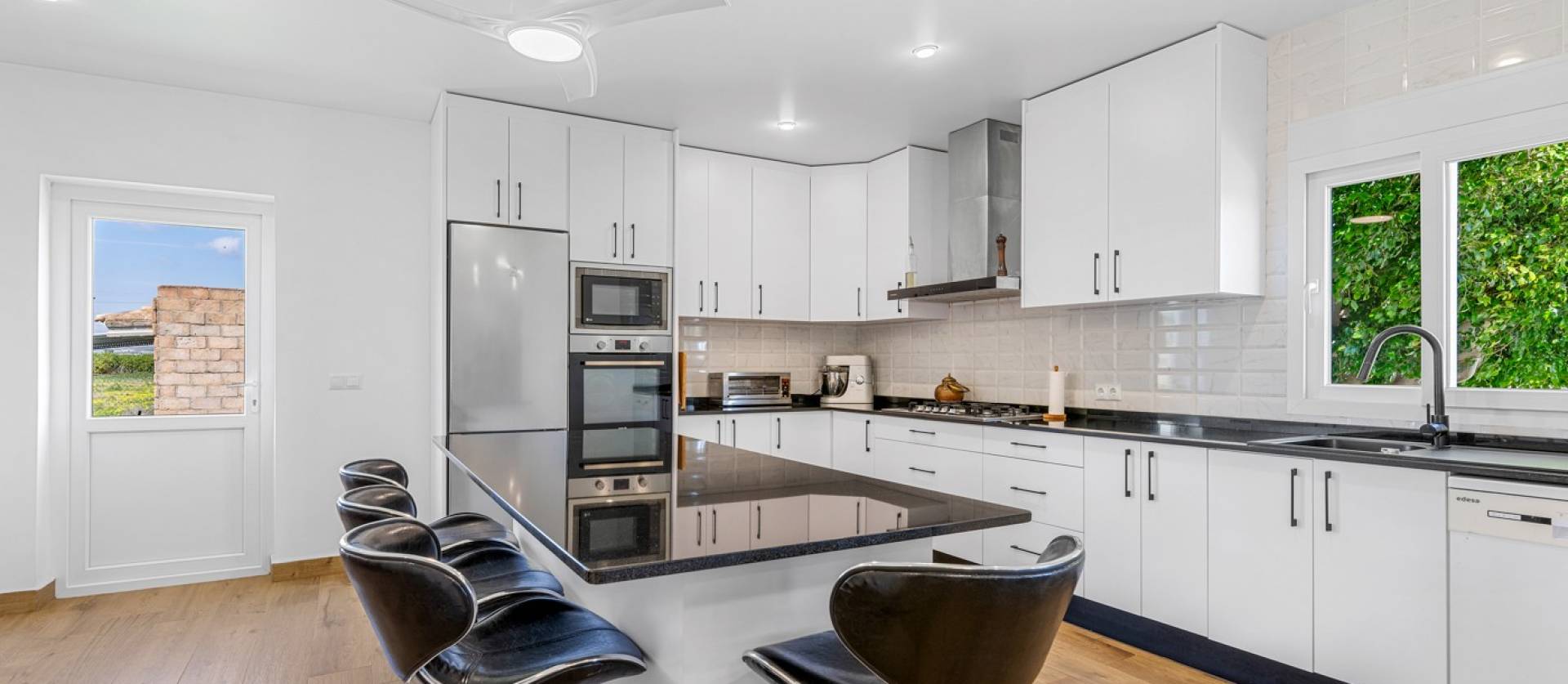 Venta - Villa - Los Montesinos