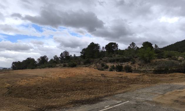 Sale - Land - Chinorlet