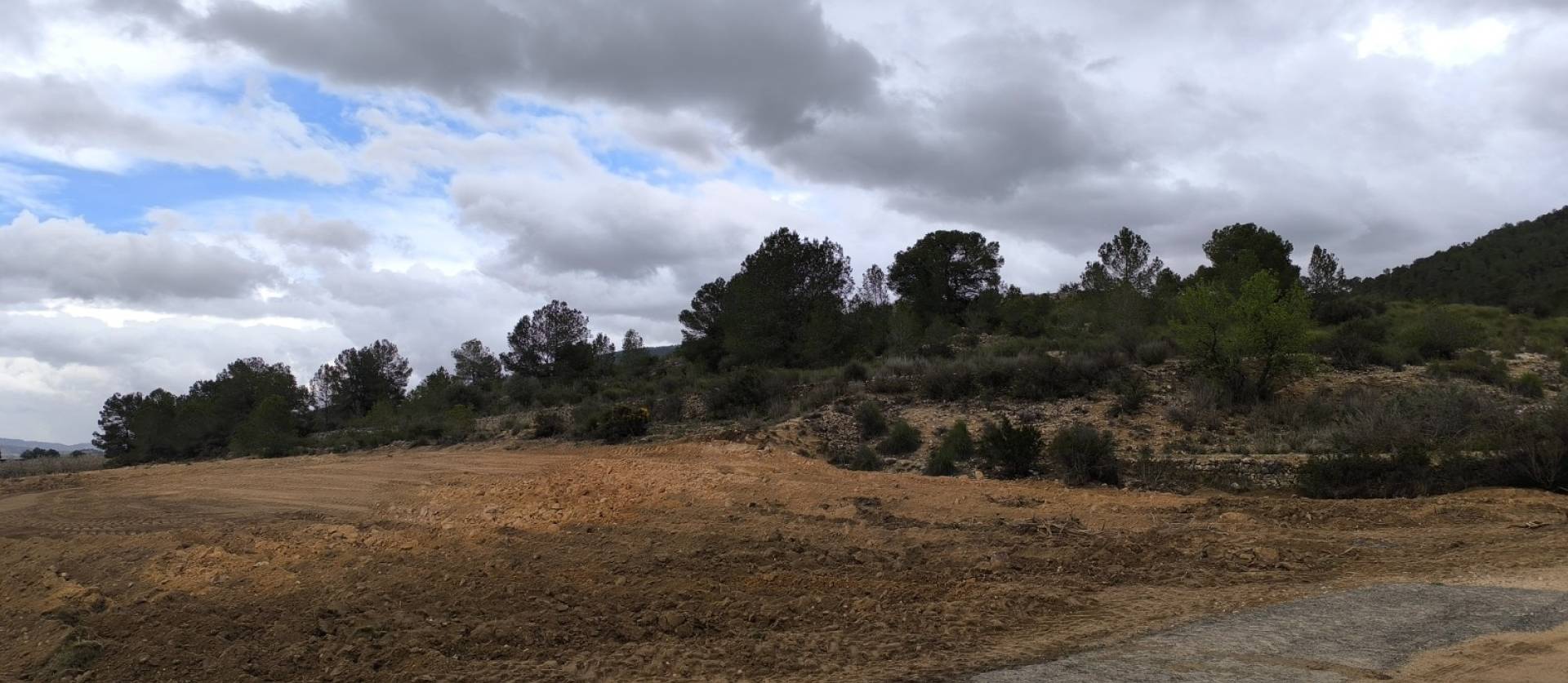 Sale - Land - Chinorlet