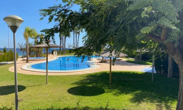 Venta - Apartment - Mil Palmeras