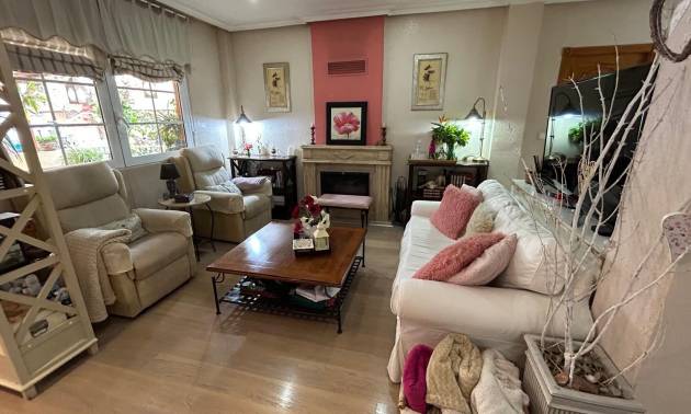 Bestaande woningen - Villa - Los Montesinos