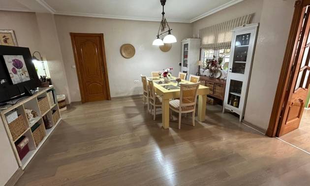 Bestaande woningen - Villa - Los Montesinos