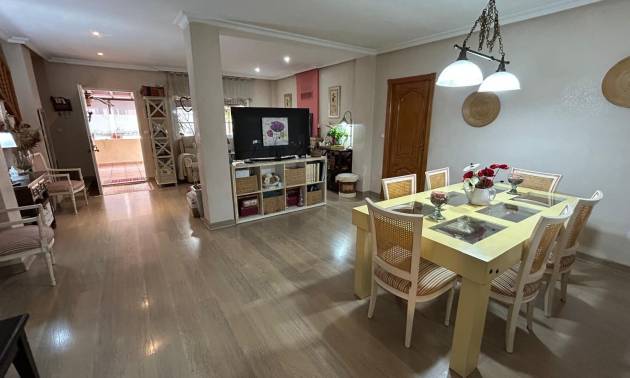 Bestaande woningen - Villa - Los Montesinos