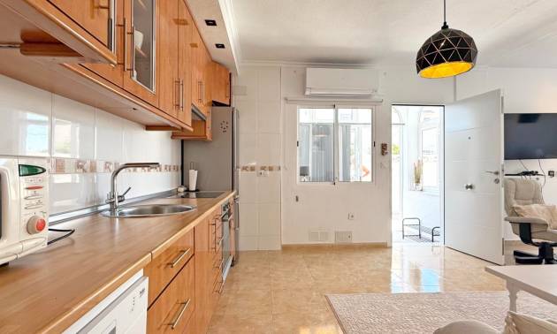 Venta - Bungalow - Torrevieja - La Mata