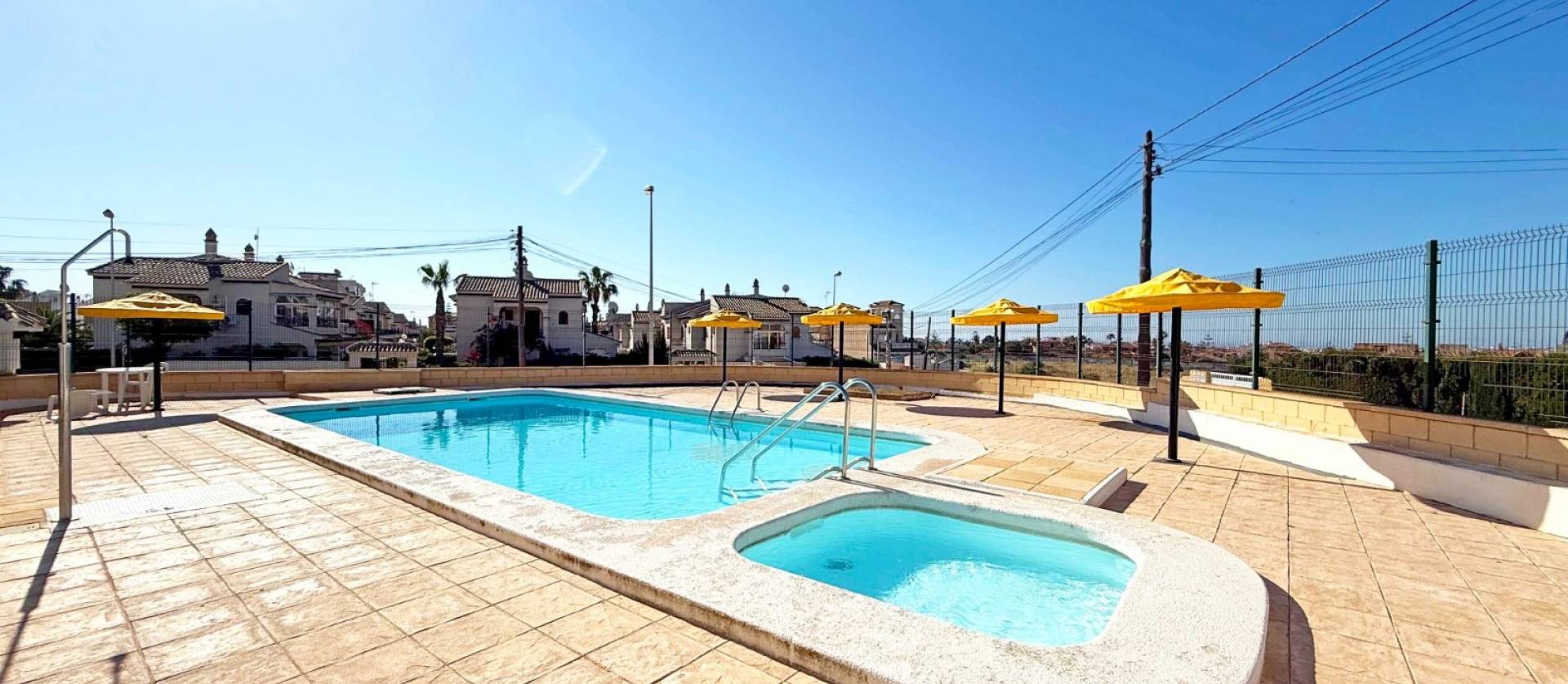 Venta - Bungalow - Torrevieja - La Mata