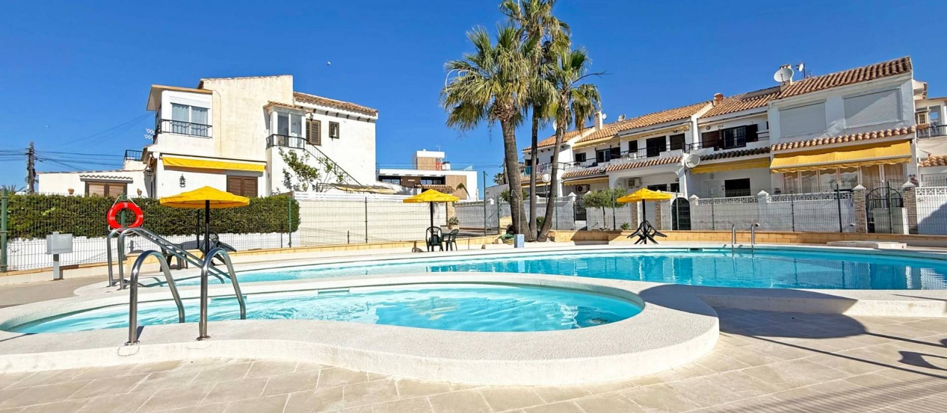 Venta - Bungalow - Torrevieja - La Mata