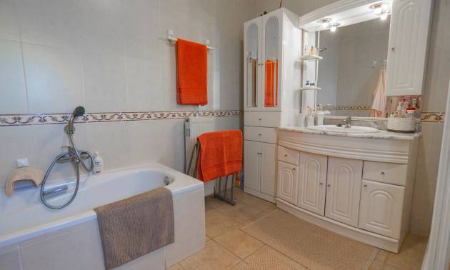 Sale - Villa - Ciudad Quesada