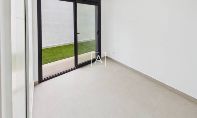 Sale - Villa - Pinar de Campoverde