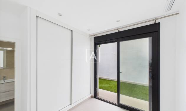 Sale - Villa - Pinar de Campoverde