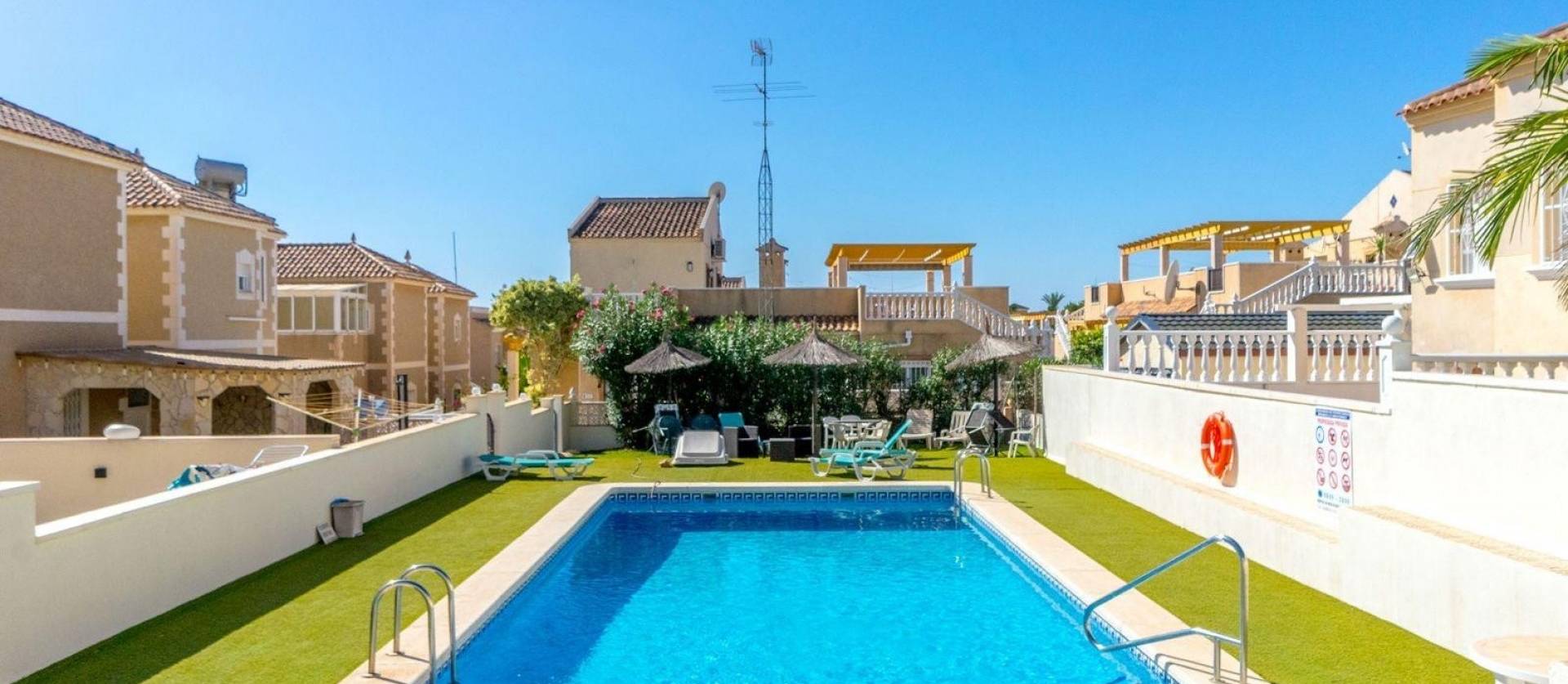 Venta - Villa - Orihuela Costa - Villamartín