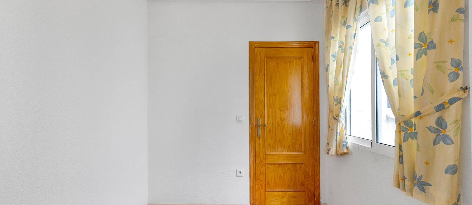 Venta - Apartment - Torrevieja - Estacion de autobuses