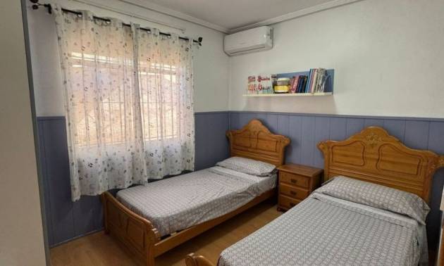 Bestaande woningen - Villa - Torrevieja