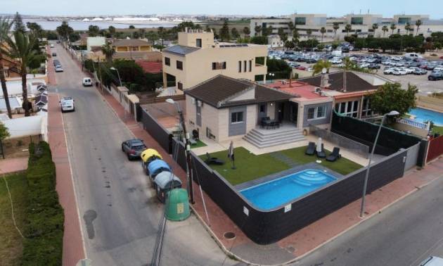 Bestaande woningen - Villa - Torrevieja