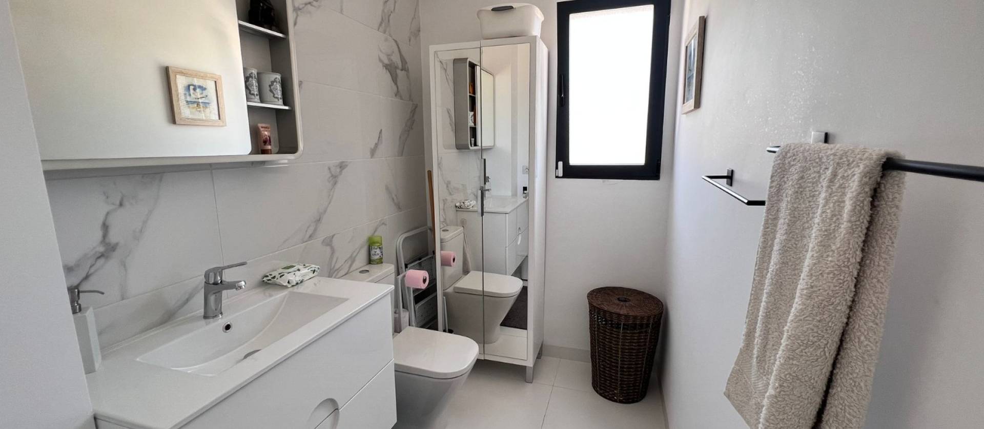 Sale - Apartment - San Miguel de Salinas