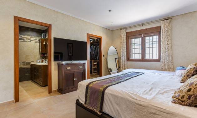 Venta - Villa - Los Montesinos - La Herrada