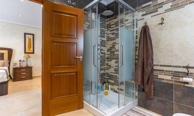 Venta - Villa - Los Montesinos - La Herrada