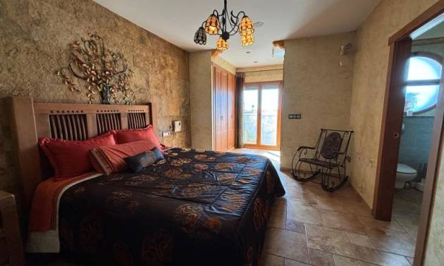 Sale - Villa - Redován