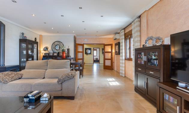 Bestaande woningen - Villa - Los Montesinos